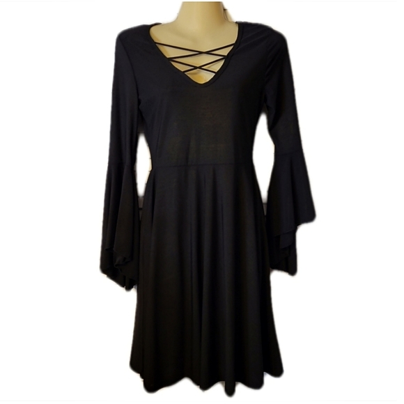 1 SM LEFT- BLACK BOHO DRESS - Picture 4 of 7